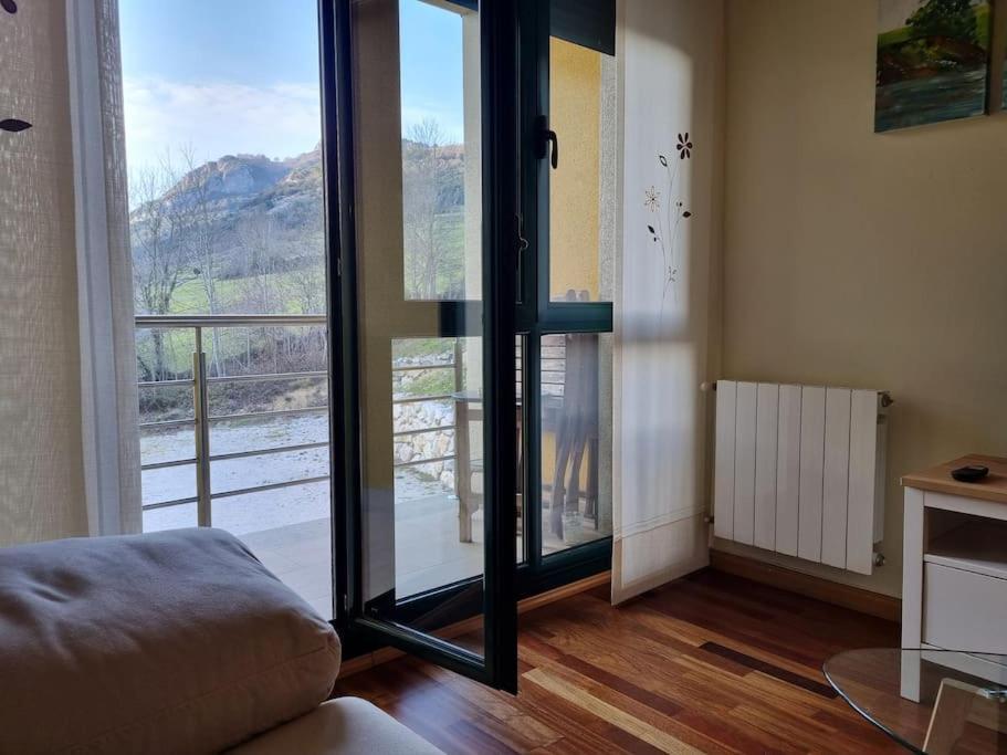 24A01 Apartamento Cabrales Appartement Arenas De Cabrales Buitenkant foto
